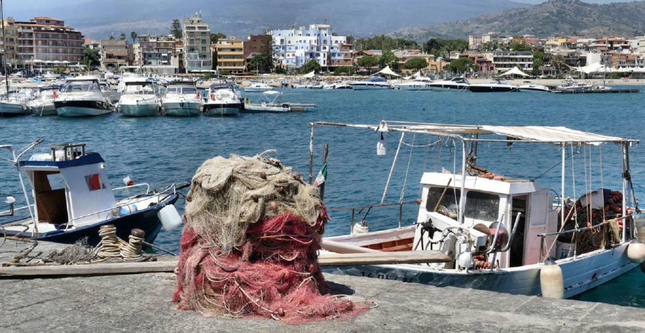 Hippocampus B&B Giardini-Naxos Exterior foto